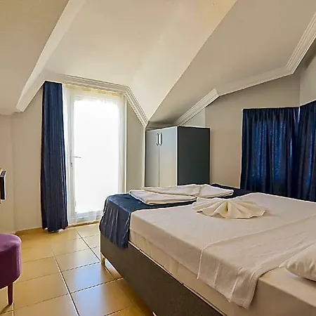 Berry Bella Hotel İçmeler
